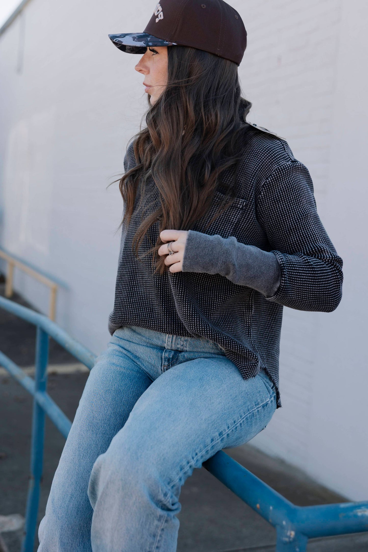 HIGHER CLASS BASIC *MIDNIGHT SWEATER