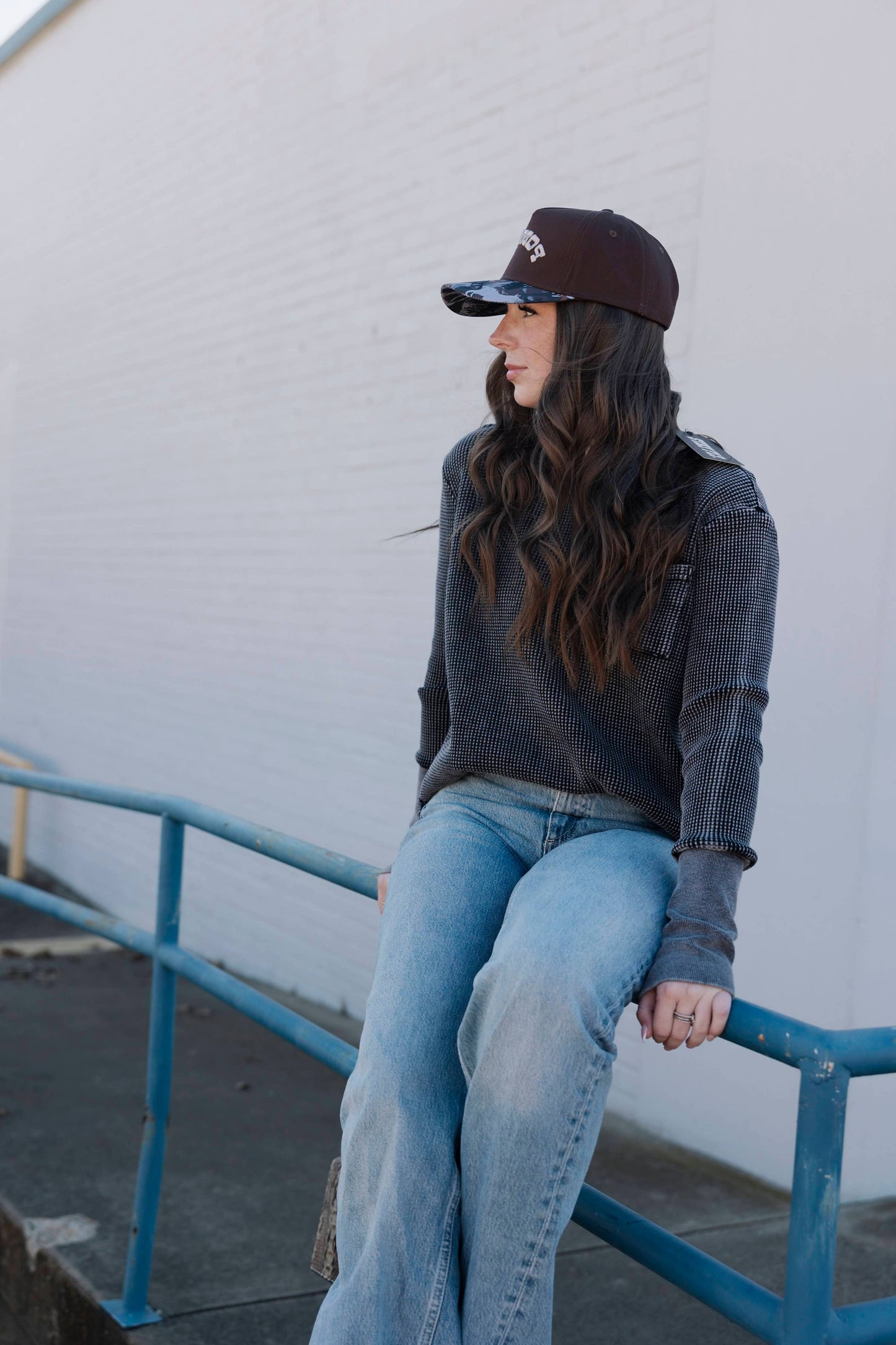 HIGHER CLASS BASIC *MIDNIGHT SWEATER